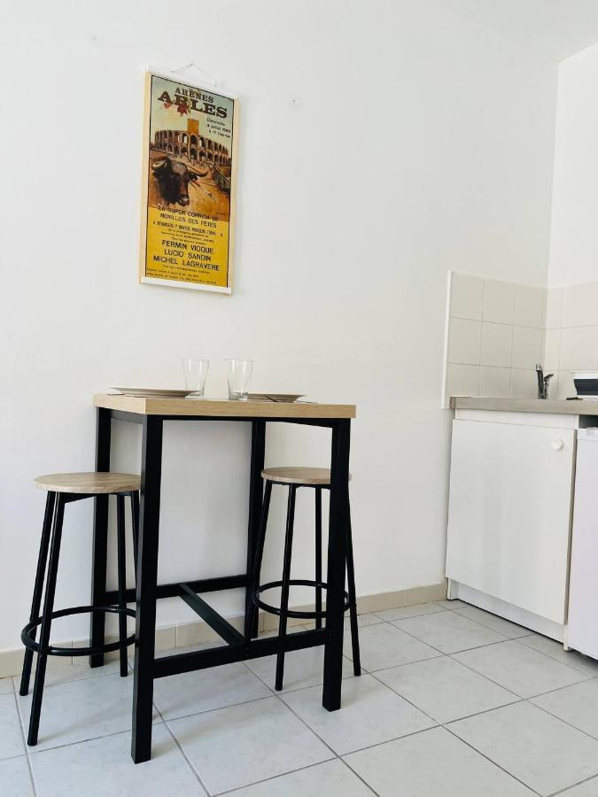 Studio Le 2, Free Parking, Free Wifi, Transports Apartment Nîmes Exterior foto
